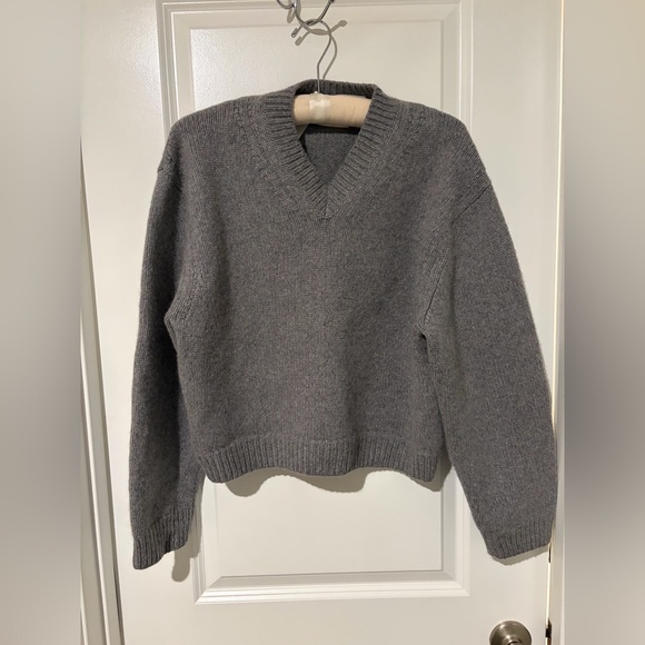 Doen Heirloom Geonna Sweater in Morning Mist - Picture 2 of 7